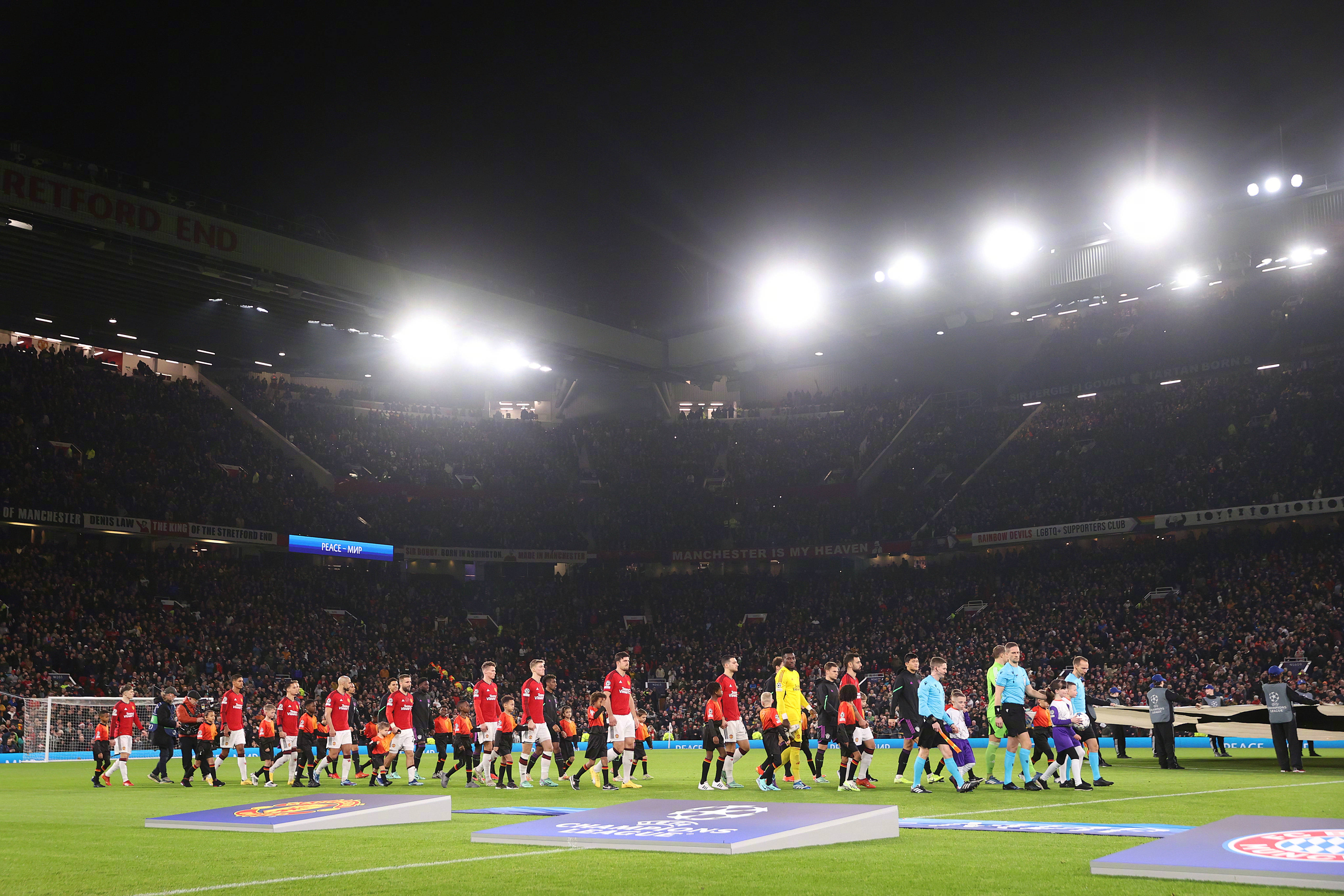 星空体育-曼联稳定取胜，晋级下一轮比赛