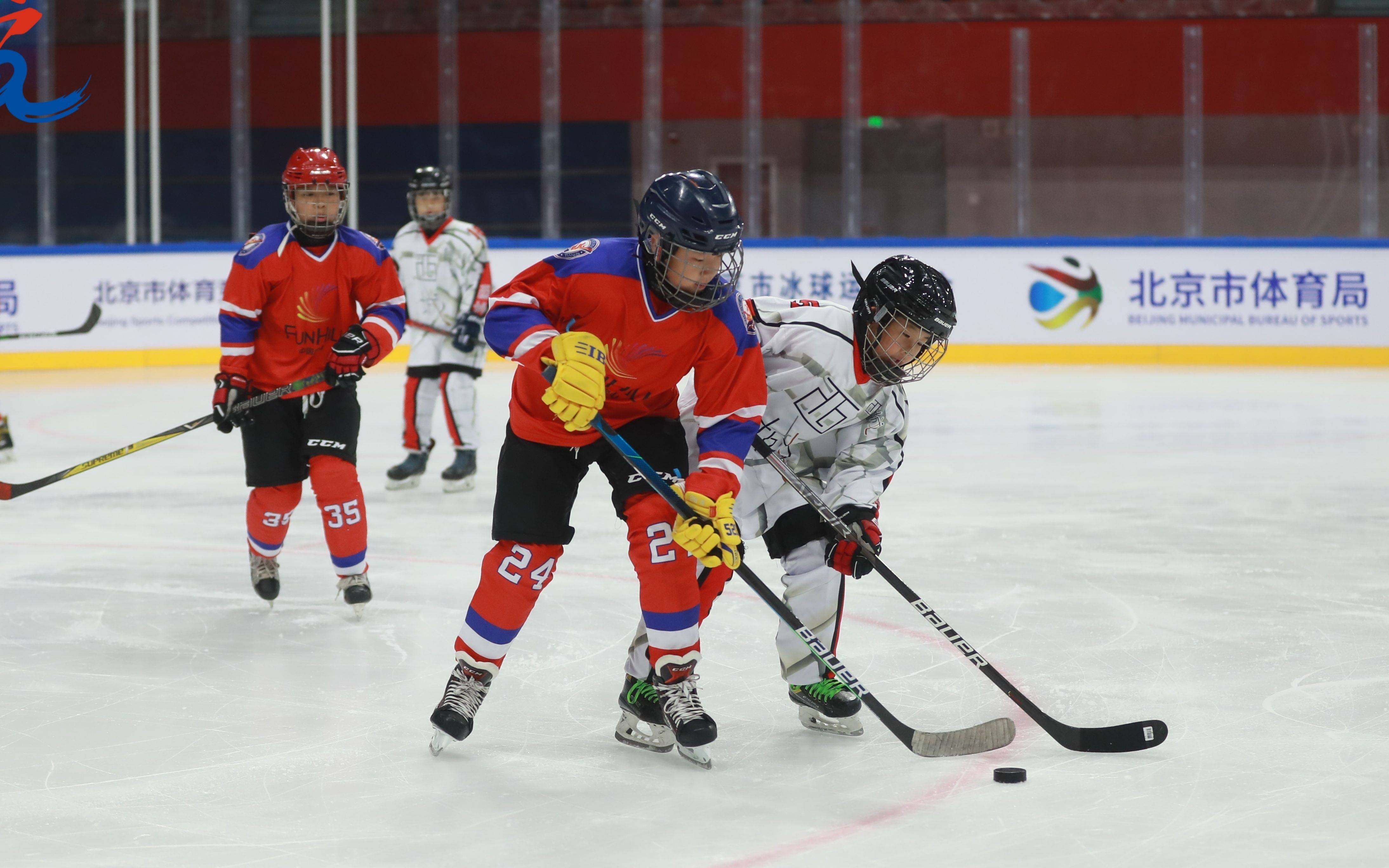 冰球比赛选手再登榜首 冰球比赛选手再登榜首