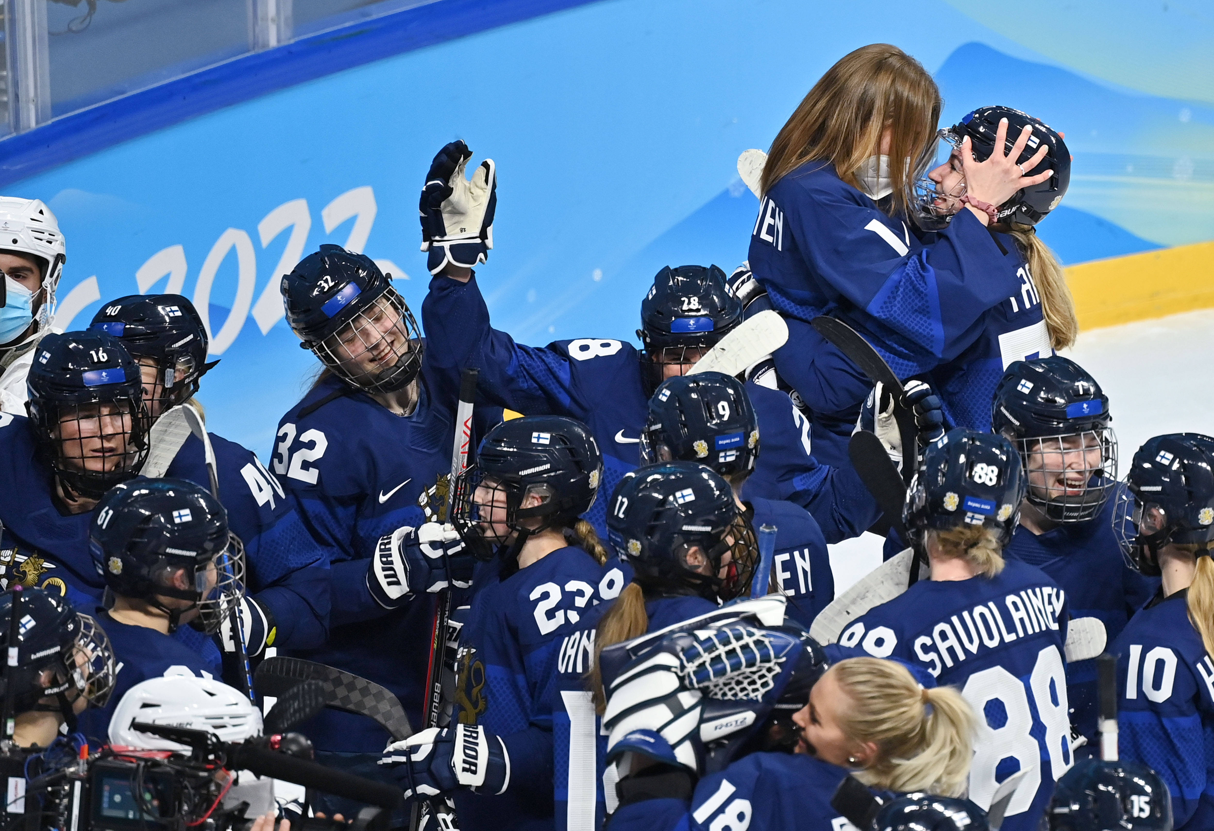 芬兰队在对立陶宛比赛中大获全胜 芬兰队在对立陶宛比赛中大获全胜