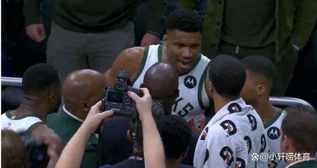 星空体育-雄鹿队内部竞争激烈，球员表现出色引发关注