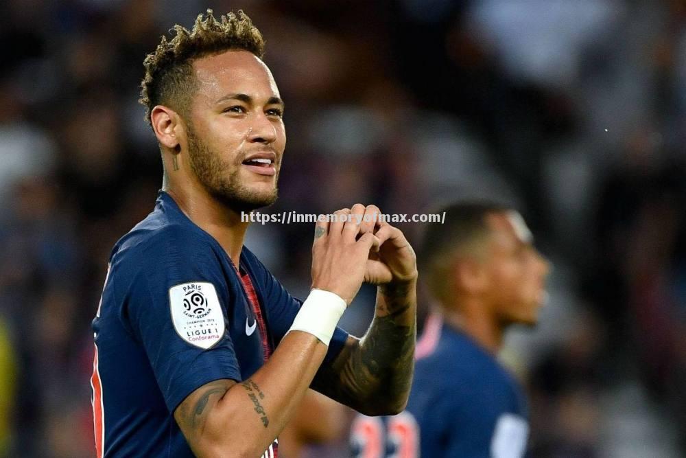 大巴黎继续等待梅西加盟,西甲联赛再次成为焦点。 大巴黎继续等待梅西加盟,西甲联赛再次成为焦点。