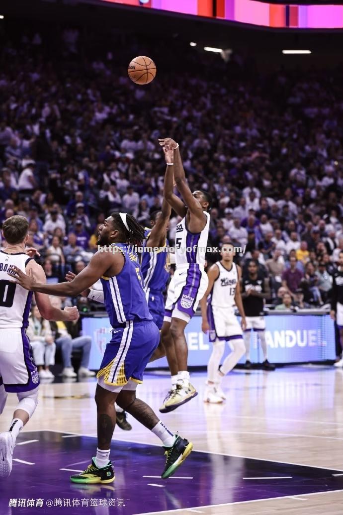 骑士回归!库里首发30分全新狂轰,勇士击败老鹰 骑士回归!库里首发30分全新狂轰,勇士击败老鹰
