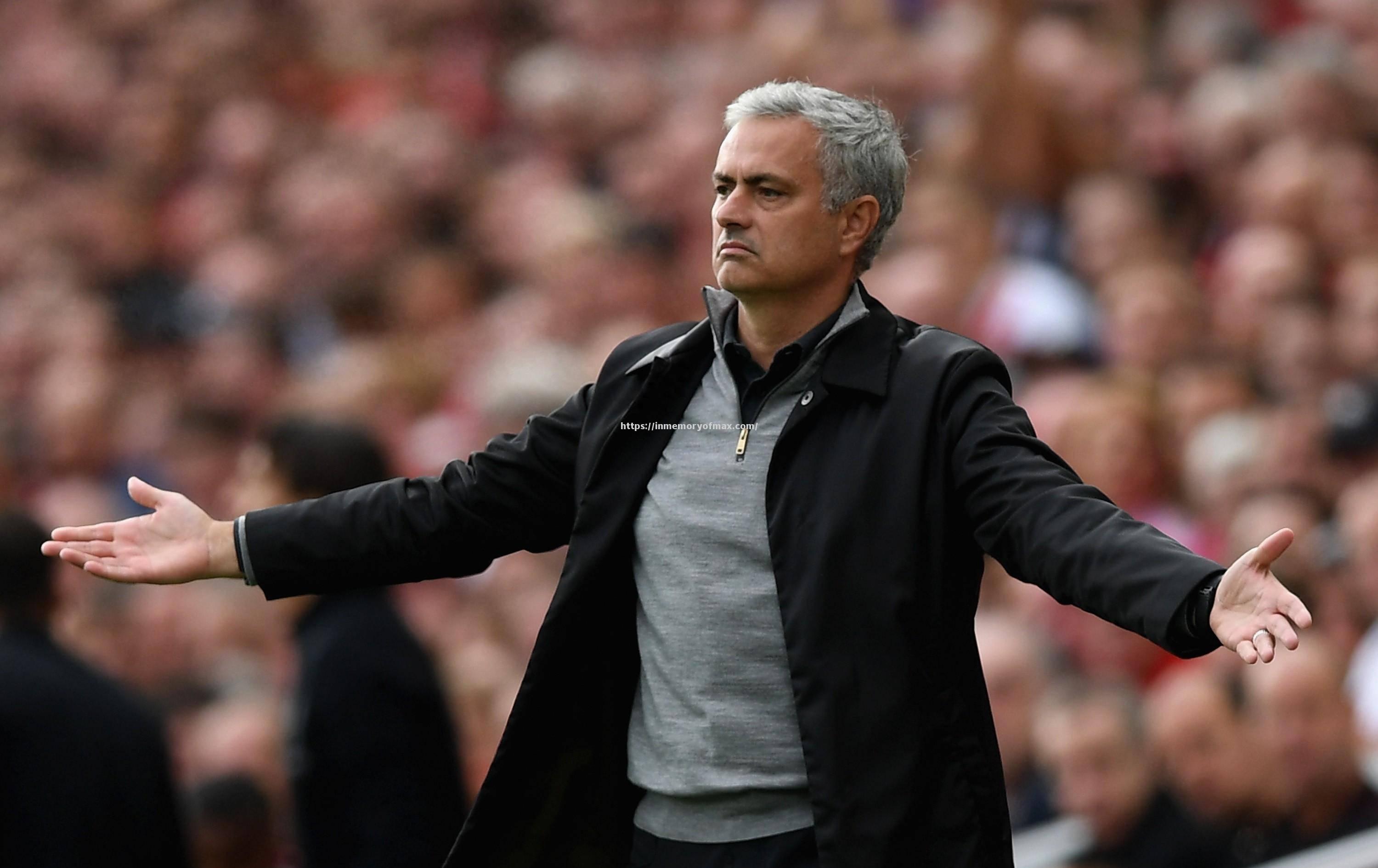 皇马客场遭遇败局,穆里尼奥开始面临挑战! 皇马客场遭遇败局,穆里尼奥开始面临挑战!