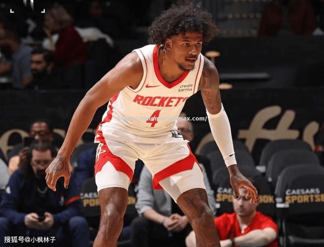 老鹰客场大胜奇才,收获两连胜 老鹰客场大胜奇才,收获两连胜