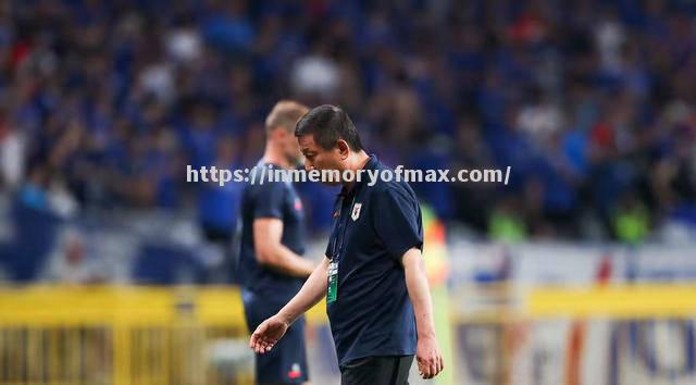 媒体曝光球员私生活,球迷对其暴露不满 媒体曝光球员私生活,球迷对其暴露不满