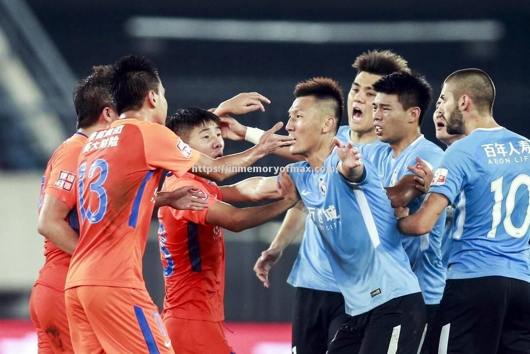 夺冠热门浮出水面,与实力球队对决将惊心动魄 夺冠热门浮出水面,与实力球队对决将惊心动魄