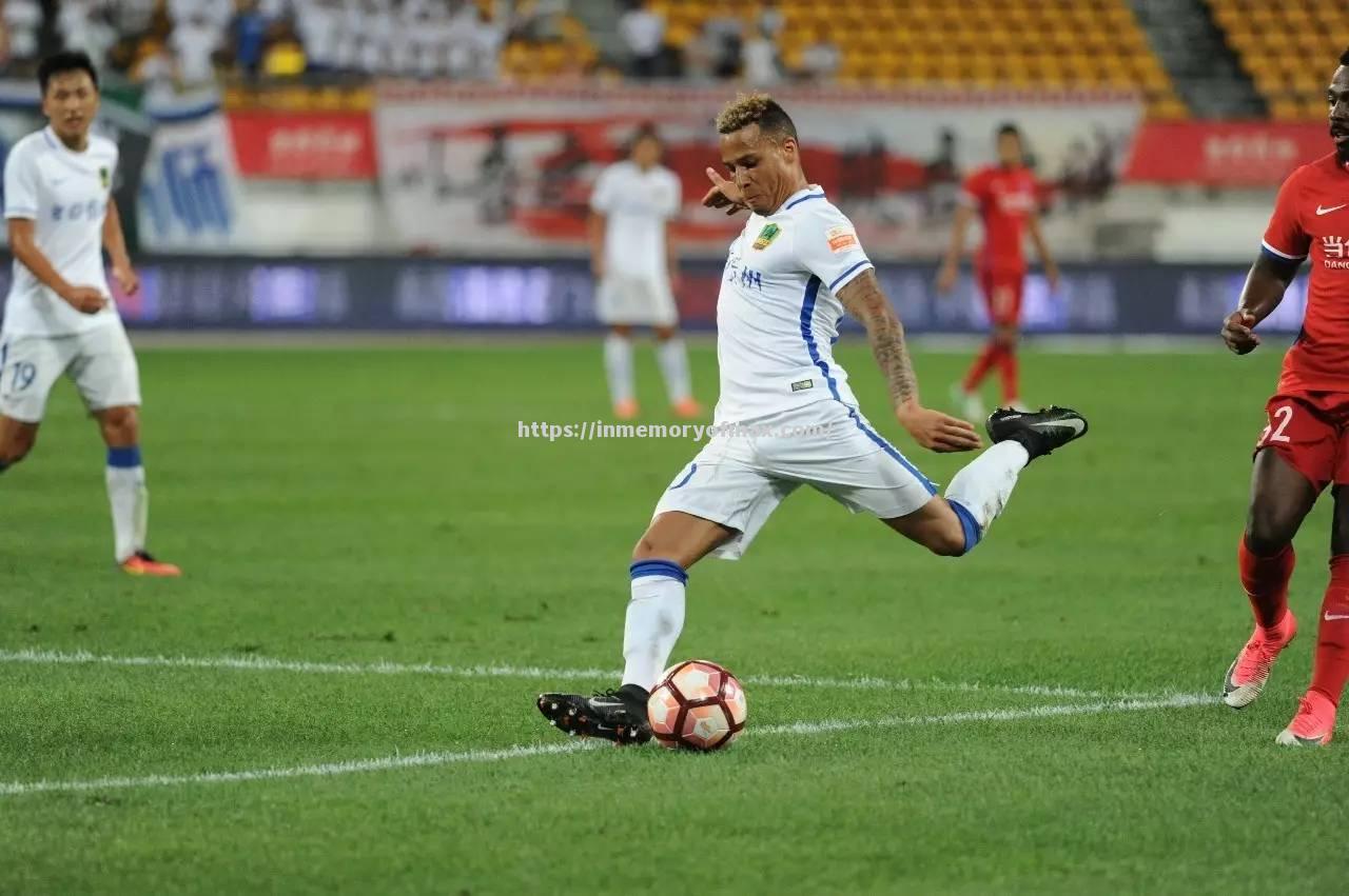 重庆当代力帆客场力克对手,斩获三分 重庆当代力帆客场力克对手,斩获三分