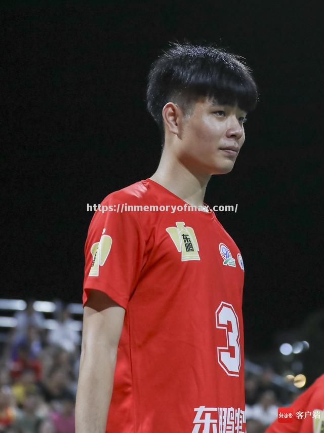 海南队球员调整状态,备战未来比赛 海南队球员调整状态,备战未来比赛