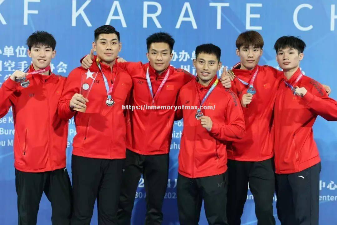 东亚球队同台竞技,激烈角逐引人瞩目 东亚球队同台竞技,激烈角逐引人瞩目