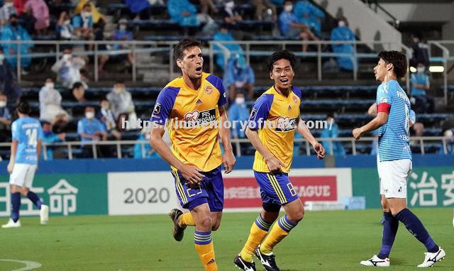 川崎前锋客场击败仙台维加泰,赢得关键三分 川崎前锋客场击败仙台维加泰,赢得关键三分