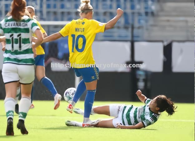 星空体育-女足比赛决赛的精彩表现引发热议