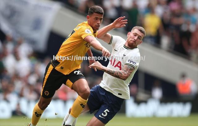 狼队一方胜出,球员表现令人瞩目 狼队一方胜出,球员表现令人瞩目