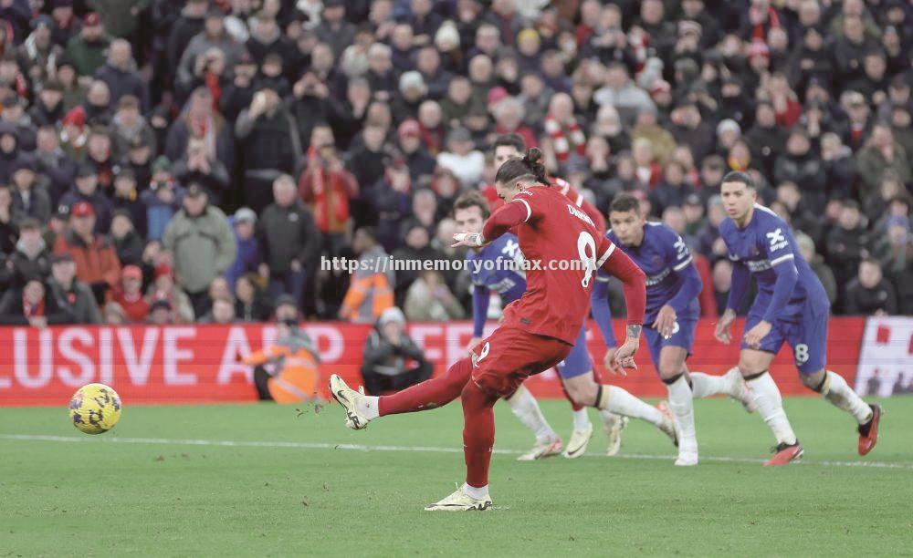 曼城客场告捷,升至榜首 曼城客场告捷,升至榜首