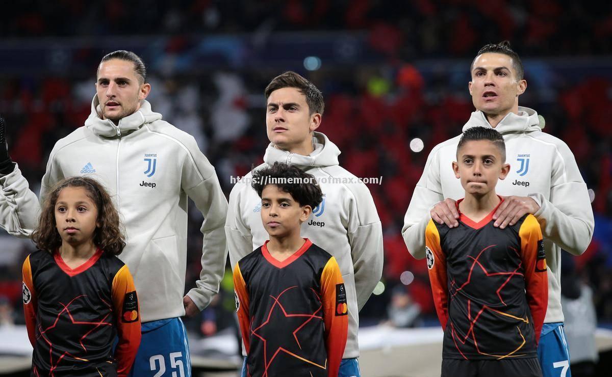 阿贾克斯轻松胜出,球队士气高昂备战下一站 阿贾克斯轻松胜出,球队士气高昂备战下一站