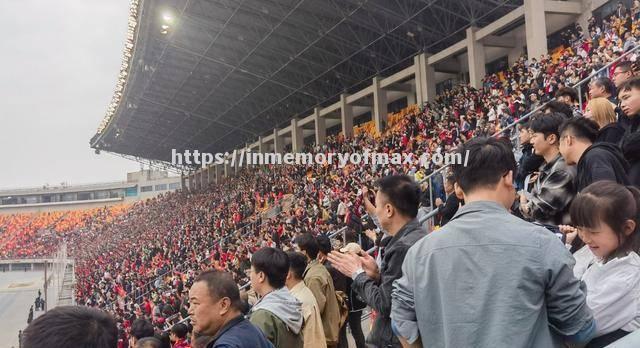 富力客场憾平力帆,保持积分领先地位 富力客场憾平力帆,保持积分领先地位