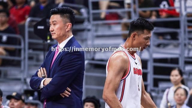 球队新星携手老队员,共同征战国内联赛 球队新星携手老队员,共同征战国内联赛