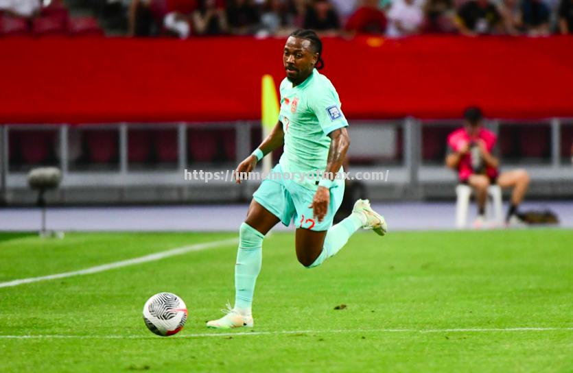 布尔顿主场小胜,胜出进军积分榜 布尔顿主场小胜,胜出进军积分榜