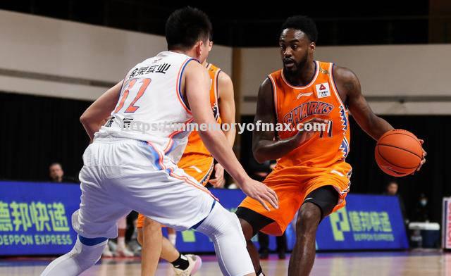 外援转会传闻盛行,球队智囊团着手洽谈 外援转会传闻盛行,球队智囊团着手洽谈