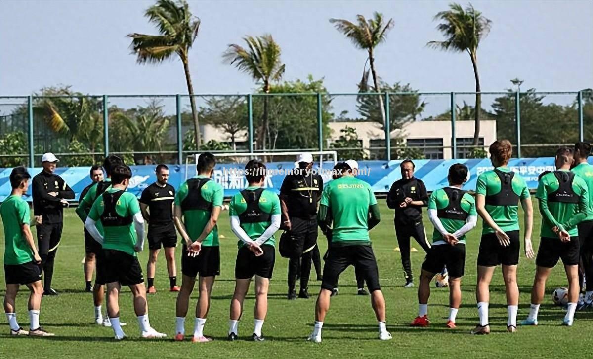 外援球员投入俱乐部训练,备战新赛季 外援球员投入俱乐部训练,备战新赛季