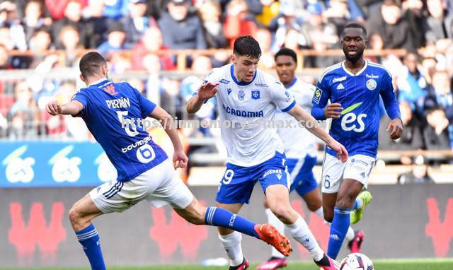 斯特拉斯堡客场不敌,遗憾失分 斯特拉斯堡客场不敌,遗憾失分