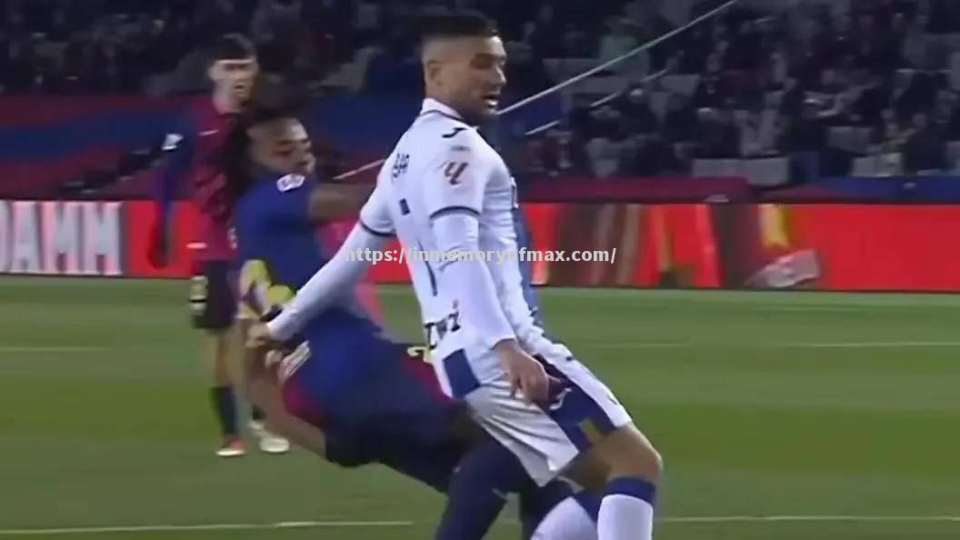 星空体育-意甲比赛风云突变，球员拼尽全力