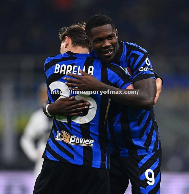 巴塞罗那迎战切尔西欧冠强强对话热身进行中 巴塞罗那迎战切尔西欧冠强强对话热身进行中