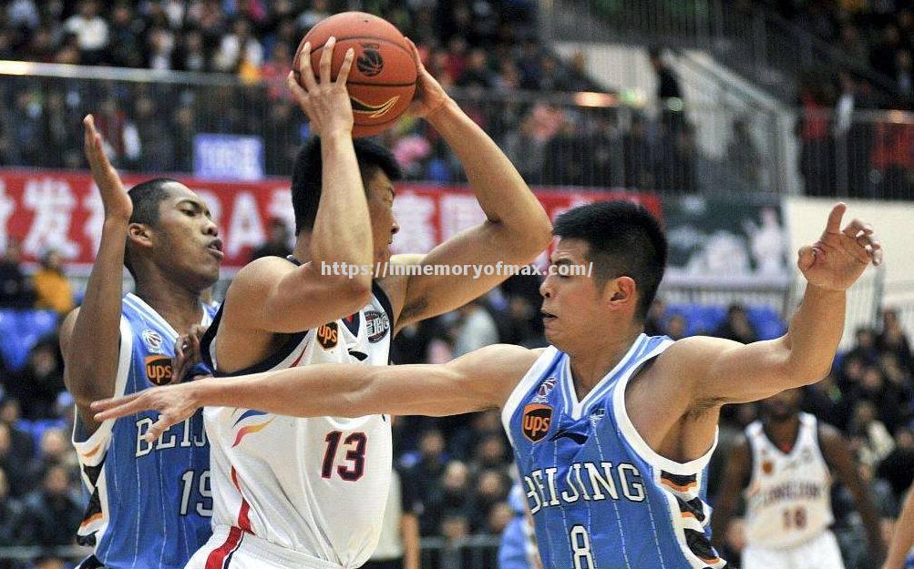 星空体育-首钢遭遇两连败，状态不稳定