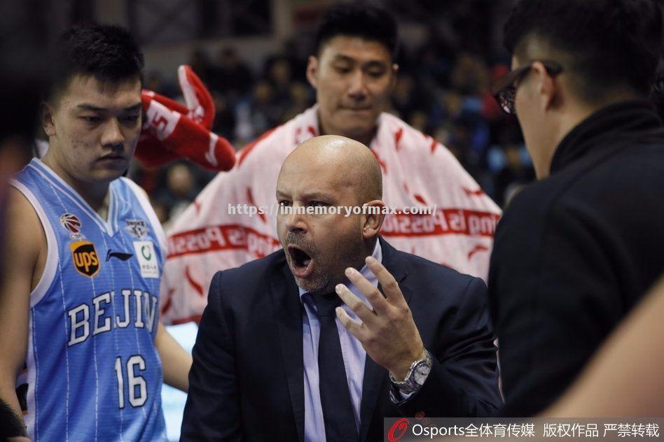 首钢遭遇两连败，状态不稳定