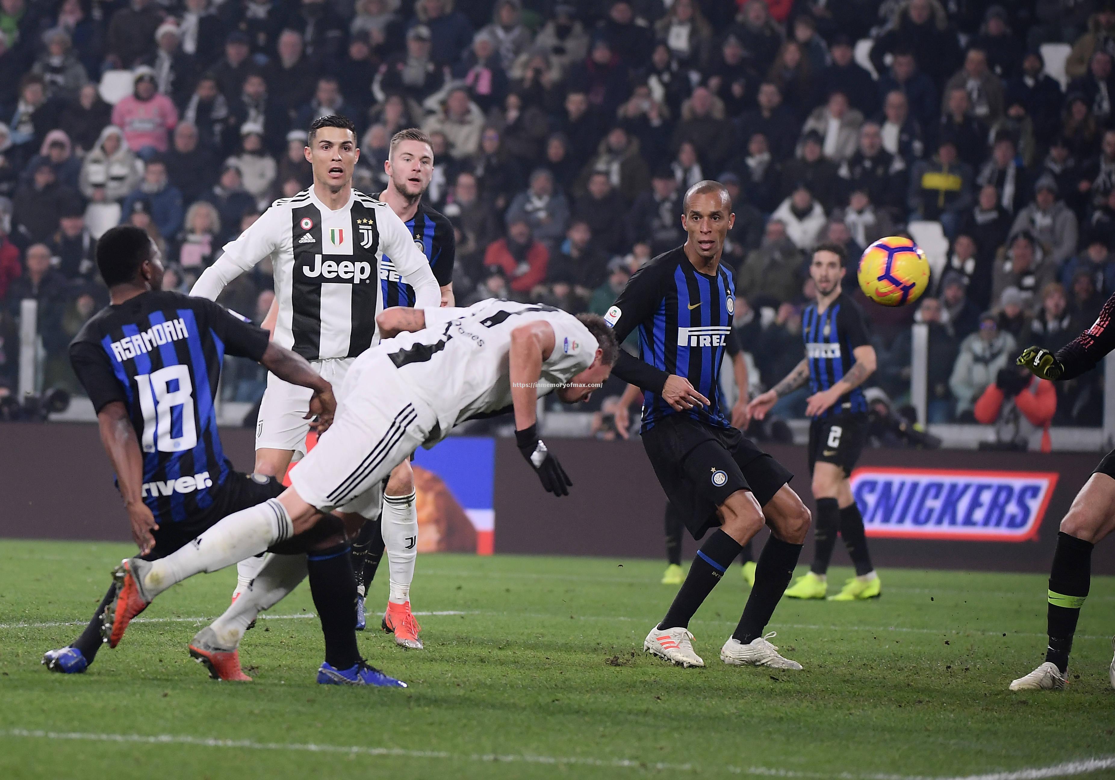 星空体育-尤文图斯全队备战期待新一轮比赛