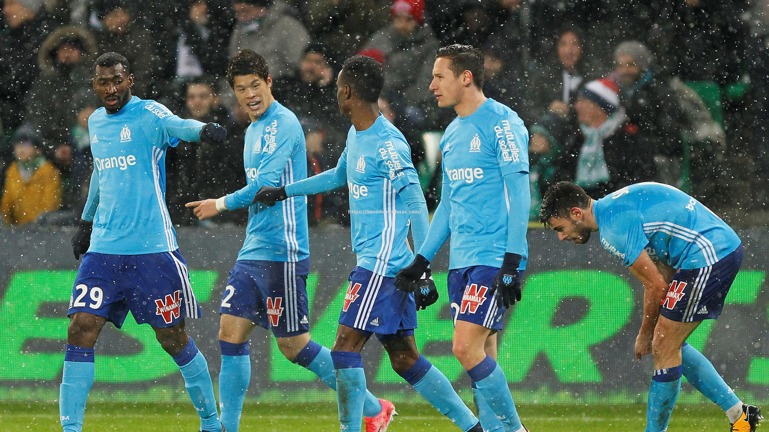 星空体育-法国联赛季后赛激战，马赛队晋级决赛争夺冠军