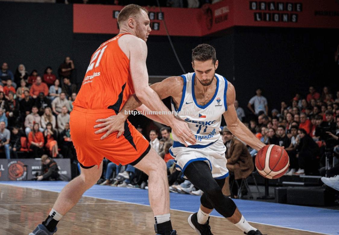 星空体育-欧预赛迎来重头戏，球迷期待全力以赴